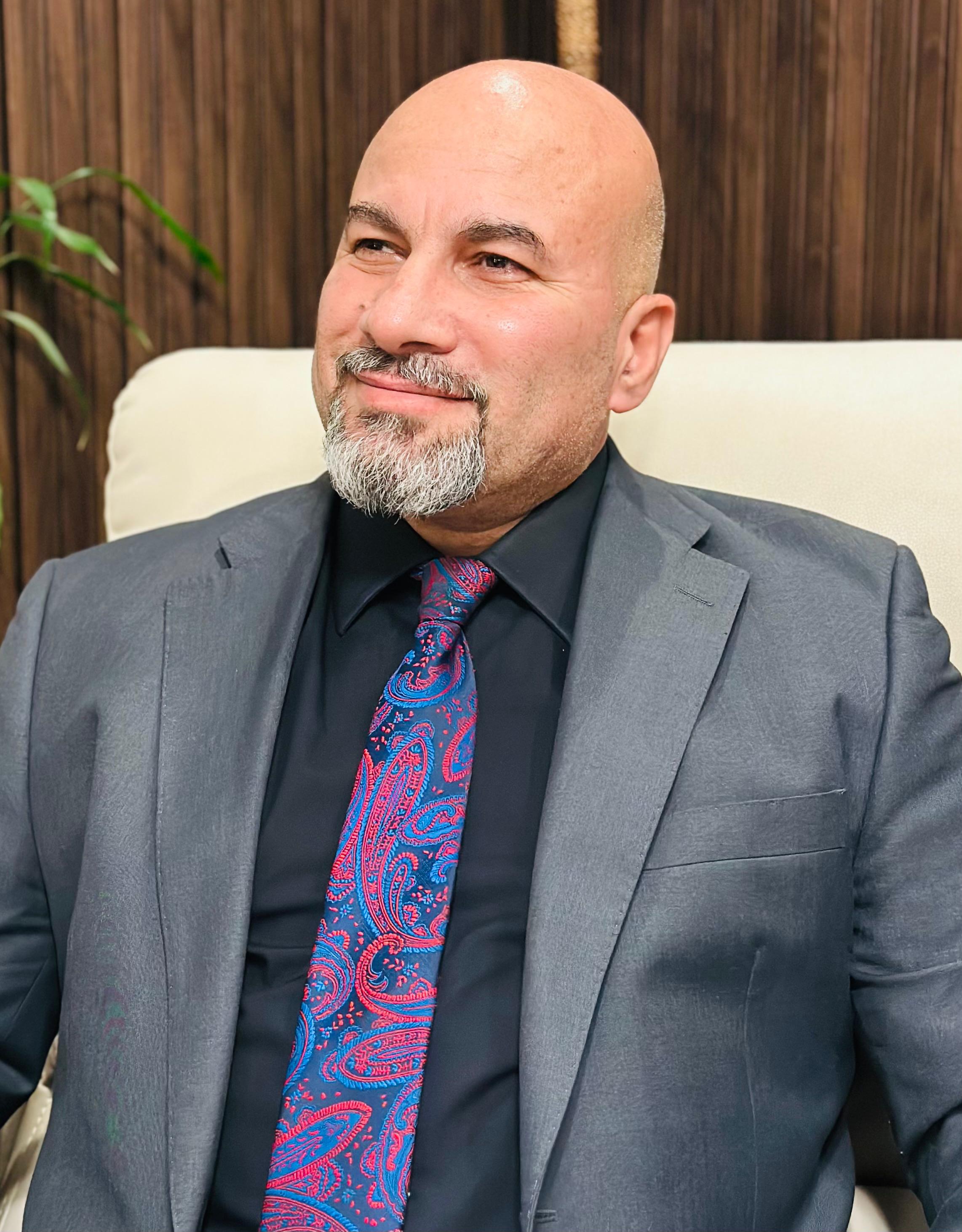 مقال فلسفة التشخيص والتجريد للدكتور هاشم نصار