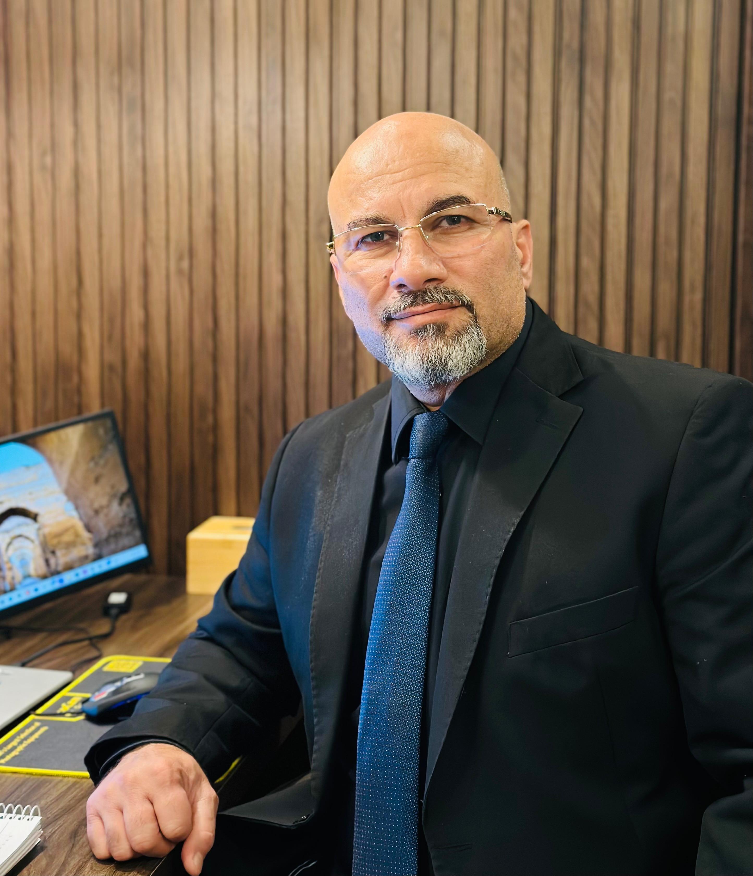 مقال فلسفة التشخيص والتجريد للدكتور هاشم نصار